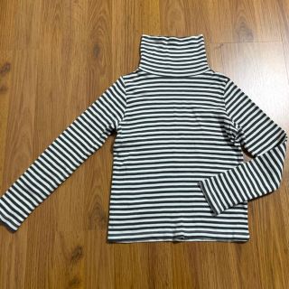 ボーデン(Boden)のmini boden ボーダータートルネックTシャツ 5-6Y 120 110(Tシャツ/カットソー)