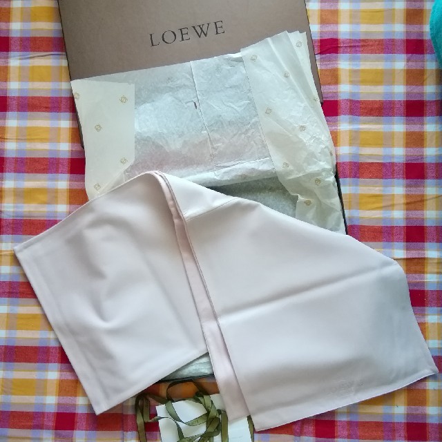 LOEWE(ロエベ)のロエベ レディースのファッション小物(マフラー/ショール)の商品写真