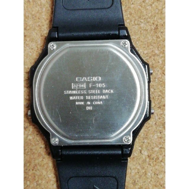 CASIO(カシオ)の【ブラック×ブルー液晶反転】チープカシオ腕時計 F-105W-1A メンズの時計(腕時計(デジタル))の商品写真