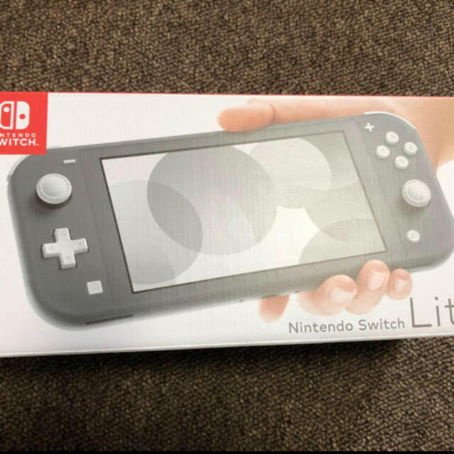 Nintendo Switch(ニンテンドースイッチ)の新品　任天堂Switch lite グレー エンタメ/ホビーのゲームソフト/ゲーム機本体(家庭用ゲーム機本体)の商品写真