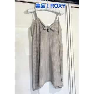 ロキシー(Roxy)の《美品》ROXY ロキシー グレー×ホワイトストライプワンピース(ミニワンピース)