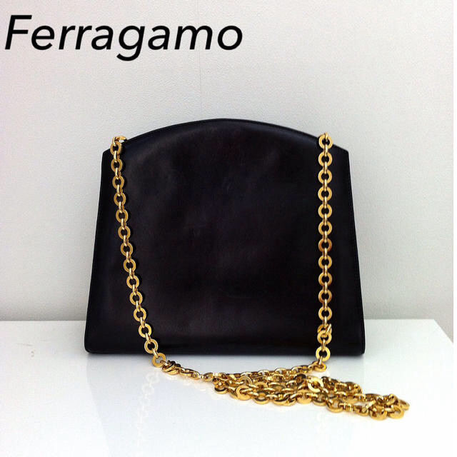 FERRAGAMO - フェラガモ チェーンバッグ