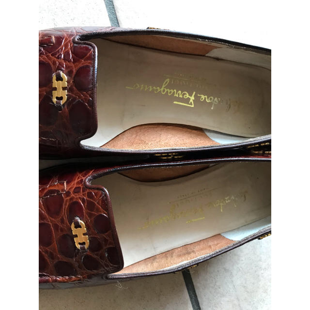 Salvatore Ferragamo(サルヴァトーレフェラガモ)のフェラガモパンプス レディースの靴/シューズ(ローファー/革靴)の商品写真