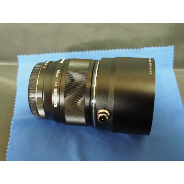 OLYMPUS(オリンパス)のオリンパスM.ZUIKO DIGITAL ED 75mm F1.8超美品！ スマホ/家電/カメラのカメラ(レンズ(単焦点))の商品写真