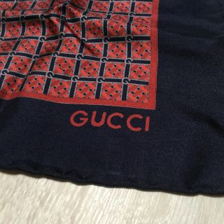 グッチ(Gucci)の【美品】グッチ GUCCI スカーフ ポケットチーフ シルク100%(ハンカチ/ポケットチーフ)