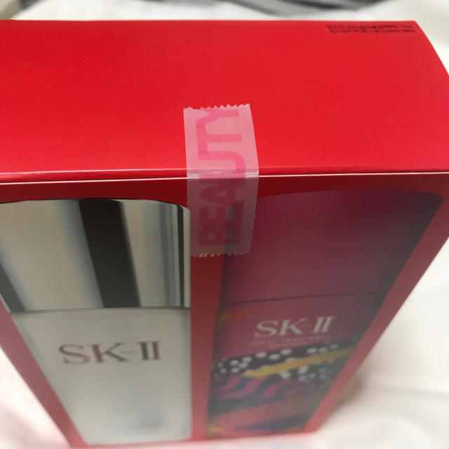 SK-II(エスケーツー)のSK-II フェイシャルトリートメントエッセンスデラックスセット 値下げ中 コスメ/美容のスキンケア/基礎化粧品(化粧水/ローション)の商品写真