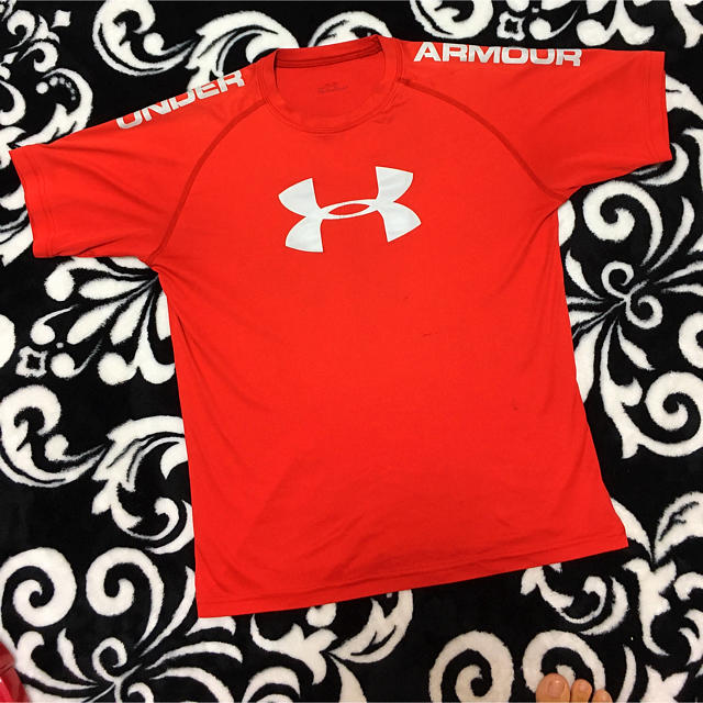 UNDER ARMOUR(アンダーアーマー)の専用　アンダーアーマー キッズ/ベビー/マタニティのキッズ服男の子用(90cm~)(Tシャツ/カットソー)の商品写真