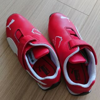 プーマ(PUMA)の【ちぃ様専用】プーマ×フェラーリ コラボスニーカー(スニーカー)