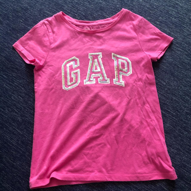 GAP(ギャップ)のTシャツ キッズ/ベビー/マタニティのキッズ服女の子用(90cm~)(Tシャツ/カットソー)の商品写真