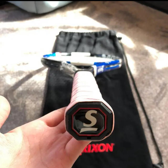 Srixon(スリクソン)のスリクソン　硬式　テニスラケット スポーツ/アウトドアのテニス(ラケット)の商品写真