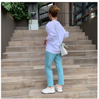 スピックアンドスパン(Spick & Span)のmite color tapered pants(カジュアルパンツ)