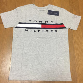 トミーヒルフィガー(TOMMY HILFIGER)の新品❣️Tommy Hilfiger女性 Sサイズ相当 グレー(Tシャツ(半袖/袖なし))