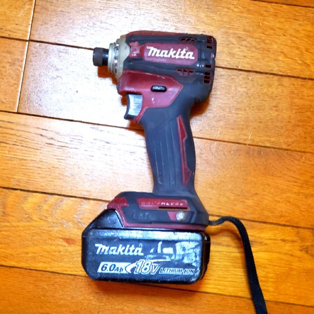 マキタ製インパクトドライバー18V