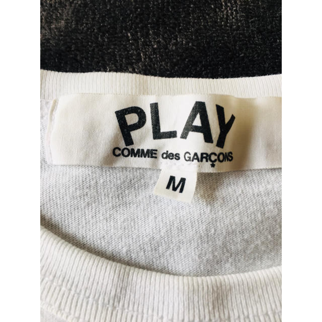 COMME des GARCONS(コムデギャルソン)の【期間限定★割引中‼︎】プレイコムデギャルソン 金 ゴールド ビッグ Tシャツ  レディースのトップス(Tシャツ(半袖/袖なし))の商品写真