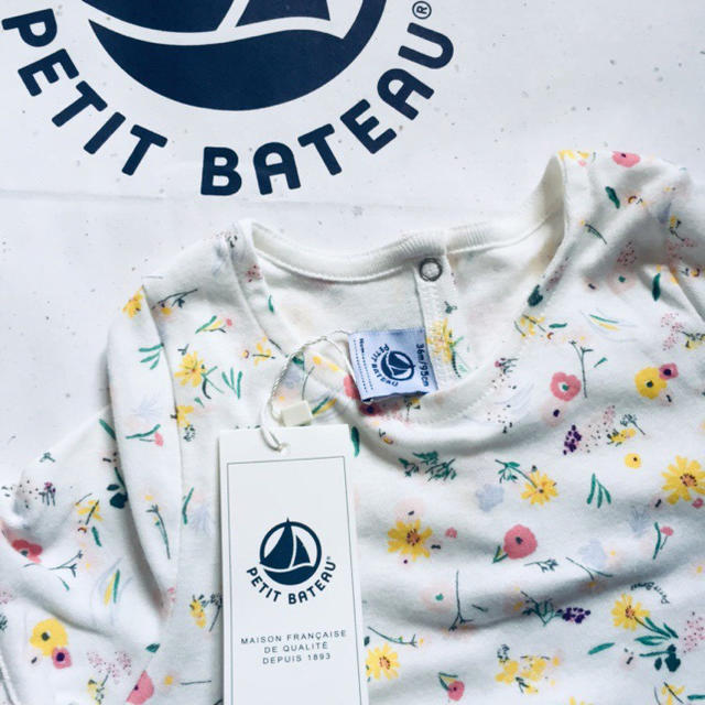 PETIT BATEAU(プチバトー)のとことこ様専用 キッズ/ベビー/マタニティのベビー服(~85cm)(シャツ/カットソー)の商品写真