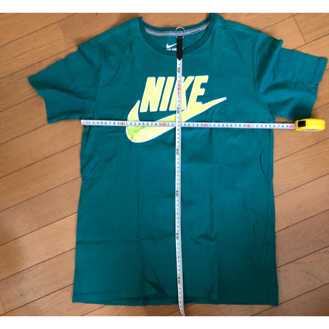 nike green tee