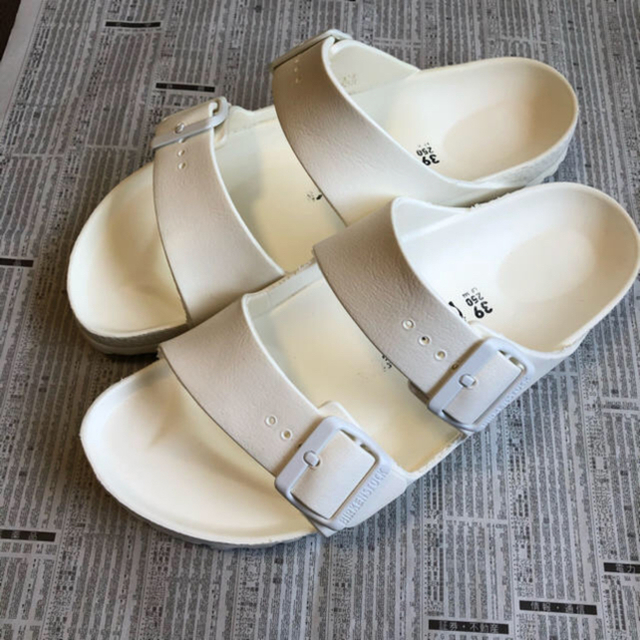 BIRKENSTOCK(ビルケンシュトック)のビルケンシュトック　サンダル　アリゾナ　EVA  39 25cm メンズの靴/シューズ(サンダル)の商品写真