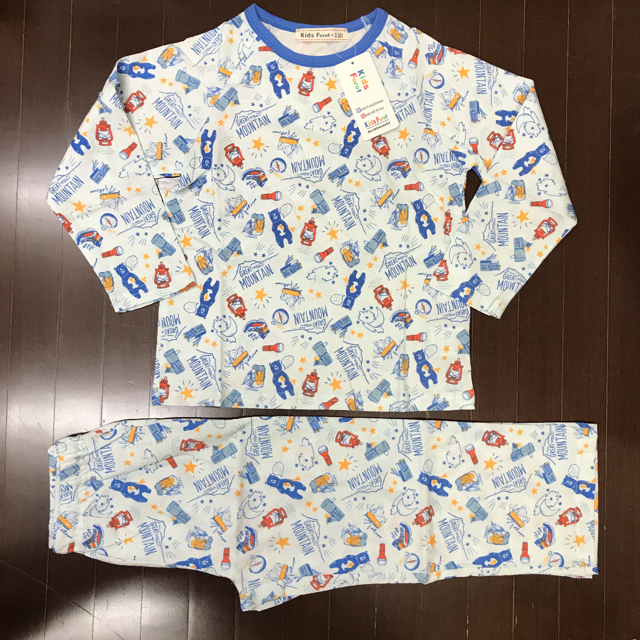 KIDS FORET(キッズフォーレ)の●Lana様専用●キッズフォーレ  綿長袖パジャマ　90cm2点 キッズ/ベビー/マタニティのキッズ服男の子用(90cm~)(パジャマ)の商品写真