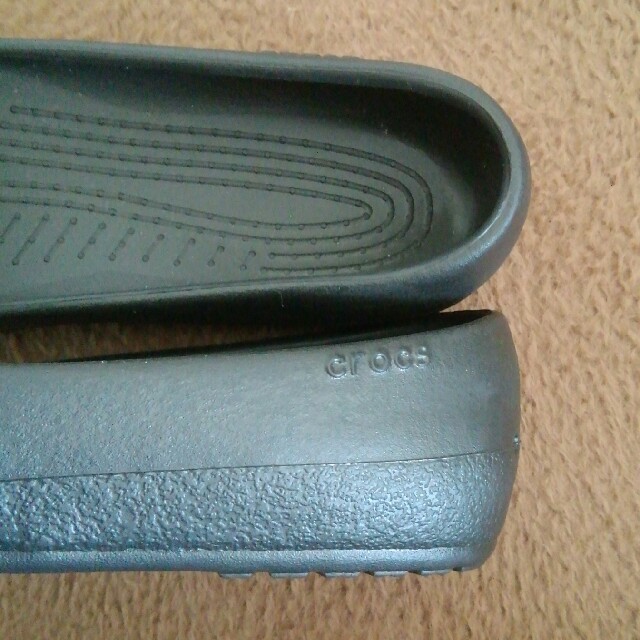 crocs(クロックス)の新品未使用　crocus　プリマ　prima　w9(25cm) クロックス レディースの靴/シューズ(ハイヒール/パンプス)の商品写真