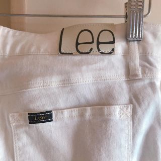 リー(Lee)のLee オフホワイト　ストレッチ　スキニー(スキニーパンツ)