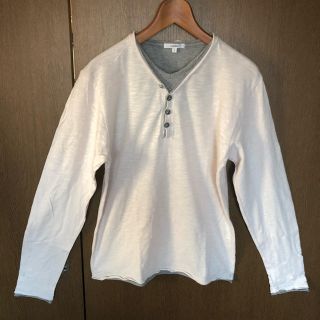 シマムラ(しまむら)のavailbasic : しまむら  薄いピンク×グレー 薄手 ボタンに個性(Tシャツ/カットソー(七分/長袖))
