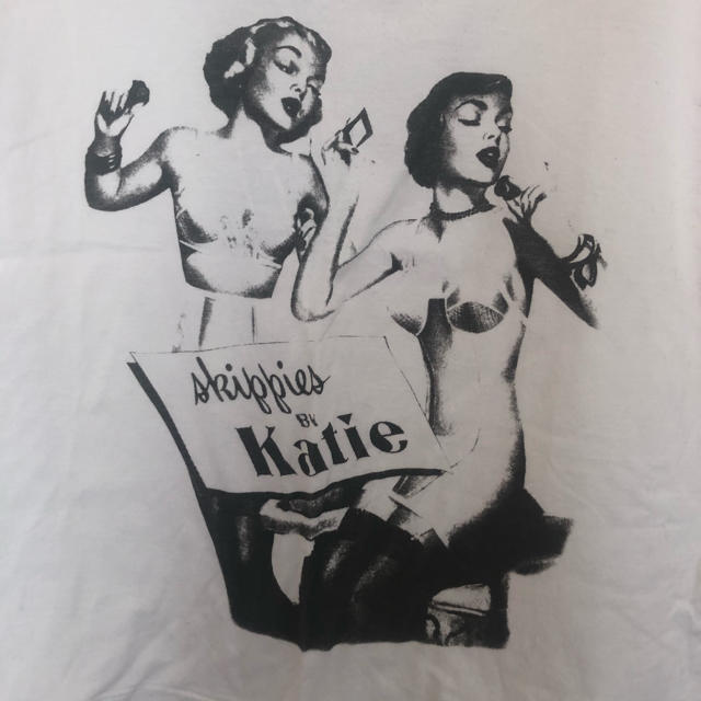 Katie(ケイティー)のKATIE ケイティ　Tシャツ　skippies プリント　EMMA レディースのトップス(Tシャツ(半袖/袖なし))の商品写真