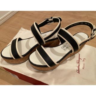 サルヴァトーレフェラガモ(Salvatore Ferragamo)のフェラガモ　ferragamo サンダル　35.5 22.5(サンダル)