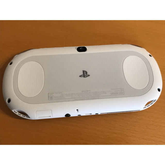 PS Vitaホワイト Wi-Fiモデル PCH-2000-ZA22 2