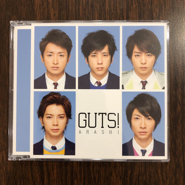 嵐(アラシ)のCD single 嵐 GUT! 通常盤 エンタメ/ホビーのCD(ポップス/ロック(邦楽))の商品写真