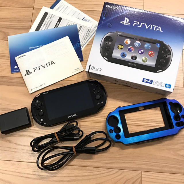 PS Vitaブラック　Wi-FiモデルPCH-2000 ZA11ゲームソフト/ゲーム機本体