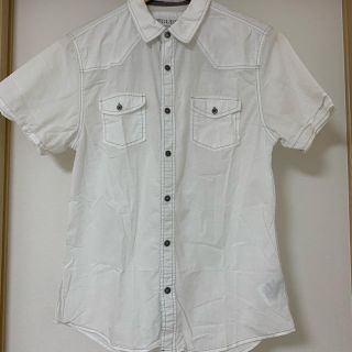 ゲス(GUESS)のGUESS 半袖シャツ　ホワイト　M(シャツ)