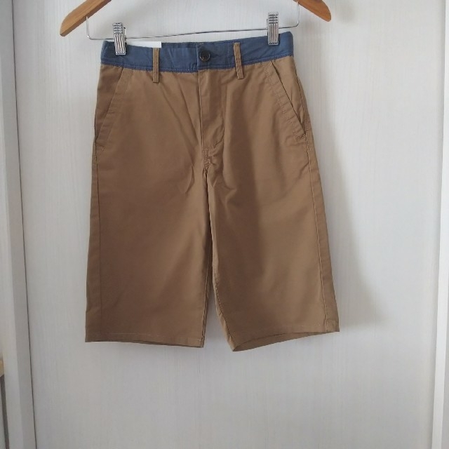 GAP Kids(ギャップキッズ)の新品！GAP 130センチ  ショートパンツ キッズ/ベビー/マタニティのキッズ服男の子用(90cm~)(パンツ/スパッツ)の商品写真