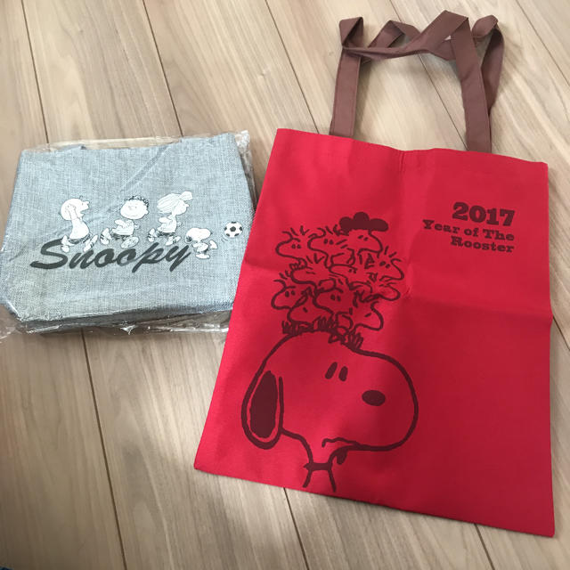 SNOOPY(スヌーピー)のスヌーピートートバッグセット エンタメ/ホビーのコレクション(ノベルティグッズ)の商品写真