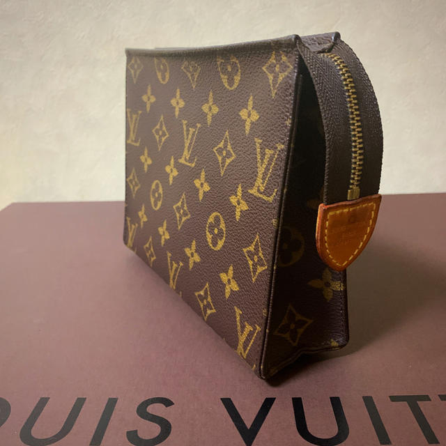 LOUIS VUITTON(ルイヴィトン)のルイヴィトン モノグラム ポーチ レディースのファッション小物(ポーチ)の商品写真