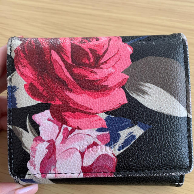 rienda(リエンダ)のリエンダ　財布　三つ折り　ミニ レディースのファッション小物(財布)の商品写真