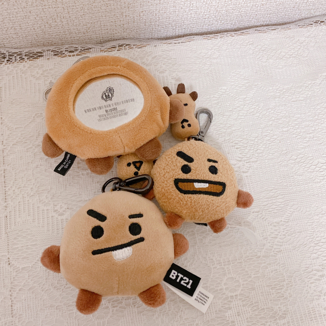 防弾少年団(BTS)(ボウダンショウネンダン)のshooky 10点セット エンタメ/ホビーのCD(K-POP/アジア)の商品写真