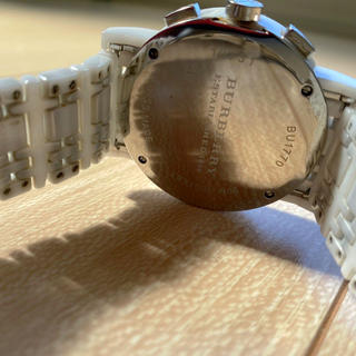 BURBERRY 腕時計 ホワイトセラミック【匿名・送料無料】