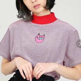 プニュズ(PUNYUS)の【PUNYUS】タートルネックTシャツ赤(Tシャツ(半袖/袖なし))