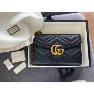 グッチ(Gucci)のGucciグッチ　チェーンショルダーバッグ(ショルダーバッグ)