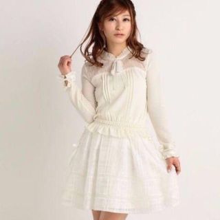 リズリサ(LIZ LISA)の新品★LIZLISAリズリサプチハイネックブラウジングトップス★ホワイト(カットソー(長袖/七分))