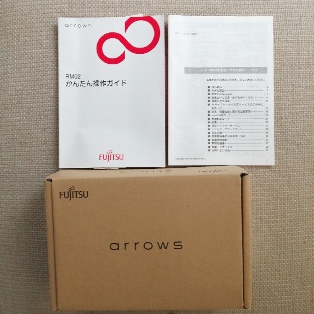 arrows(アローズ)の富士通arrows RM-02 スマホ/家電/カメラのスマートフォン/携帯電話(スマートフォン本体)の商品写真