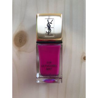 イヴサンローランボーテ(Yves Saint Laurent Beaute)のイヴ・サンローラン ラ ラッククチュール マット (No.219 )(マニキュア)