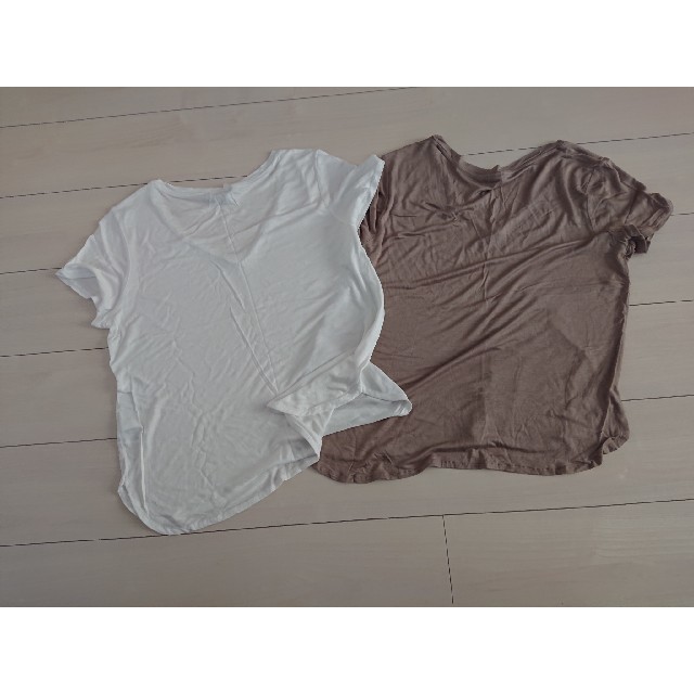 H&M(エイチアンドエム)のH&M Tシャツセット 白&トープ sizeL レディースのトップス(Tシャツ(半袖/袖なし))の商品写真