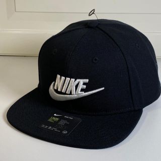 ナイキ(NIKE)の新品未使用　NIKE ナイキ　スナップバックCAPスポーツ　国内正規品　送料無料(帽子)