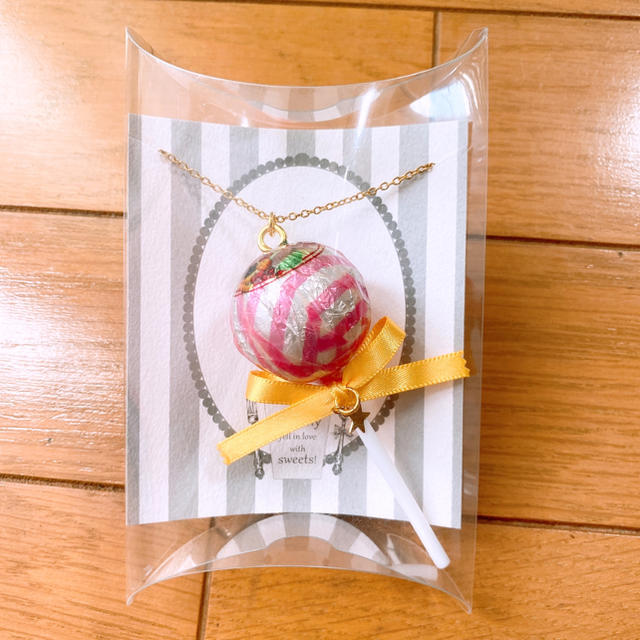 【新品・未使用】LOLIPOPネックレス🍬🍭 レディースのアクセサリー(ネックレス)の商品写真