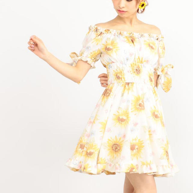 LIZ LISA - リズリサ ひまわり リボン オフショル ワンピースの LIZ LISA - リズリサ ひまわり リボン オフショル ワンピースの