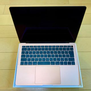 アップル(Apple)のMacBook Air(2018)13インチ　ゴールド　ケース付き(ノートPC)