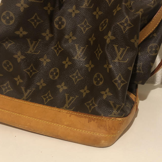 LOUIS VUITTON モノグラム　ノエ ショルダーバッグ　ルイヴィトン