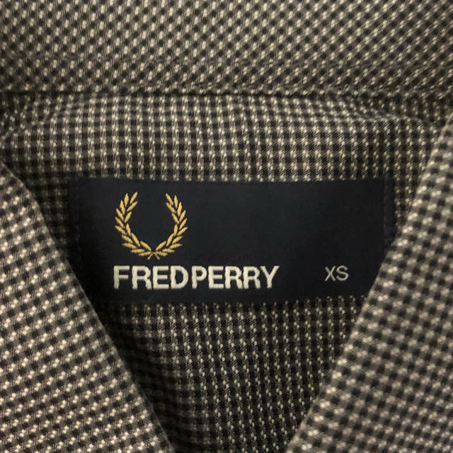 FRED PERRY(フレッドペリー)のFRED PERRY ワイシャツ メンズのトップス(シャツ)の商品写真