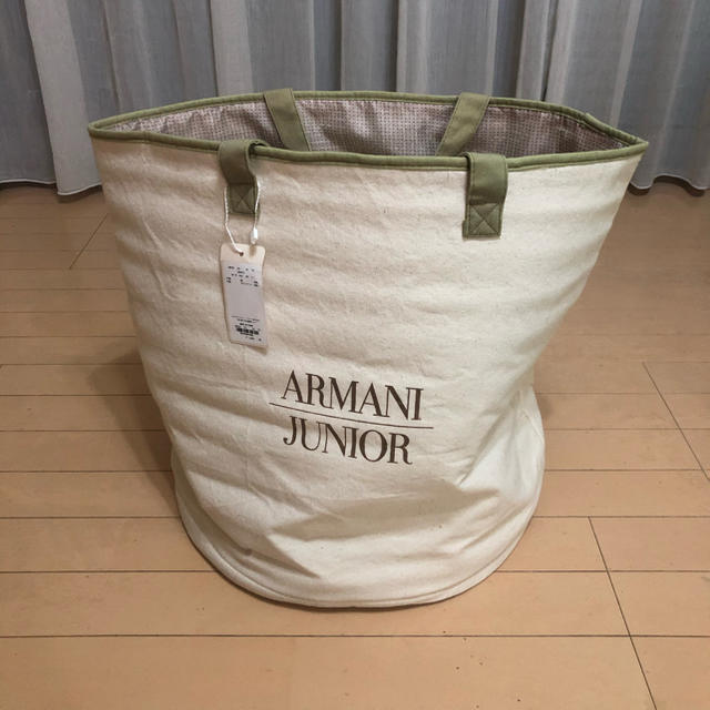 ARMANI JUNIOR(アルマーニ ジュニア)のARMANI JUNIOR ノベルティ 折りたたみバッグ エコバック レディースのバッグ(ショップ袋)の商品写真